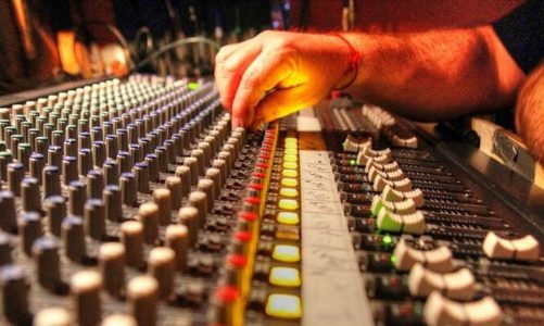 DESARMANDO EL ROMPECABEZAS MUSICAL: SONIDO