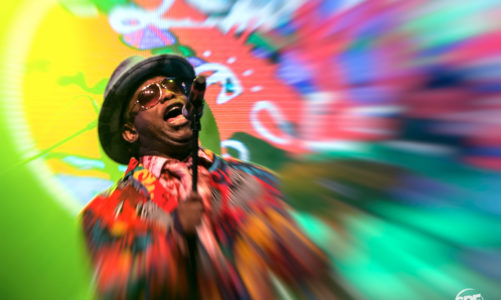 LIVING COLOUR EN GROOVE