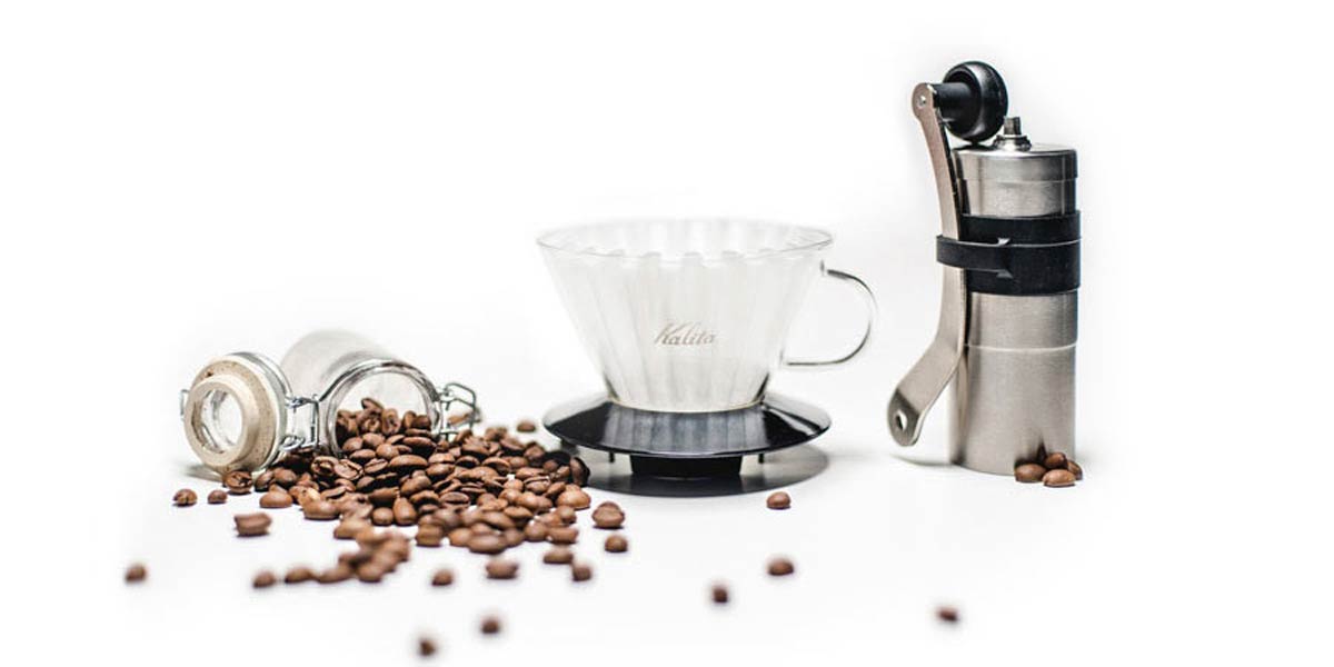 BRUNO ALBANO  PRESENTA EL VIDEO DE  “EN LA CAMA”