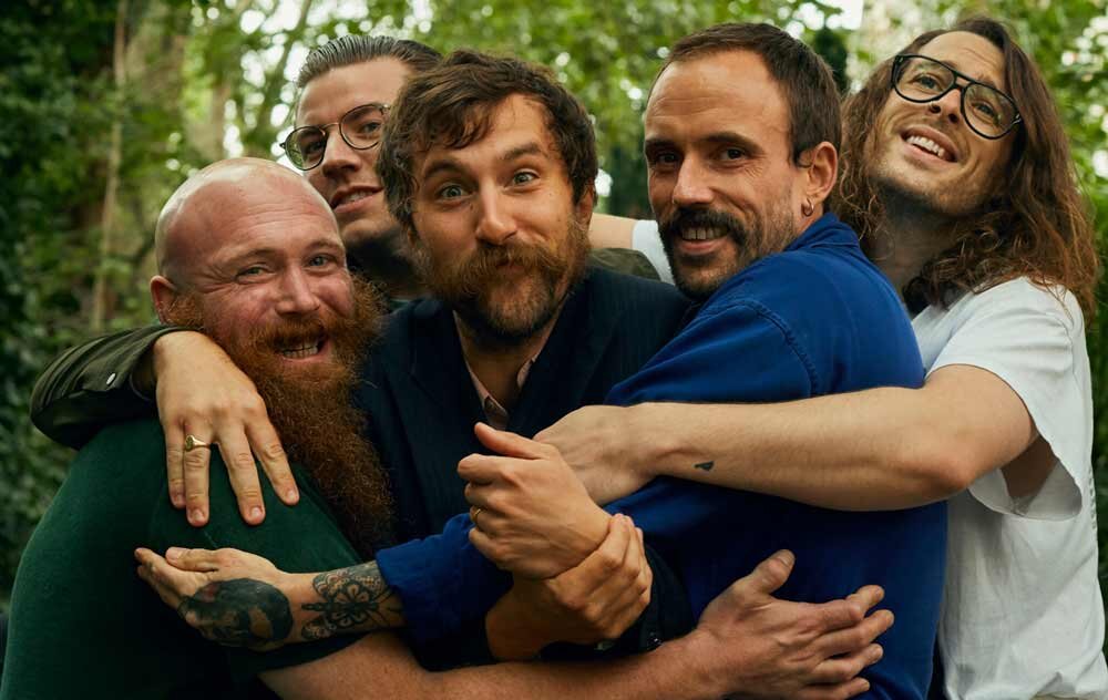 IDLES: “LA ALEGRÍA NOS DEFINE COMO PERSONAS”