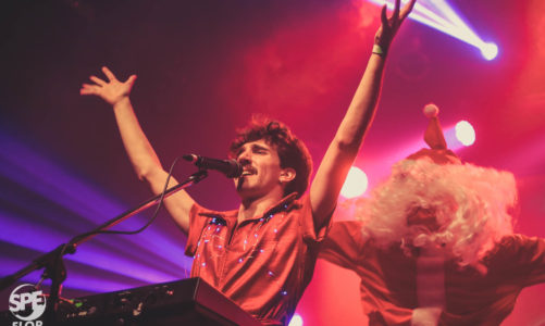 GATIVIDEO EN NICETO: FUNK BAILABLE, MILLENNIAL Y EXCÉNTRICO