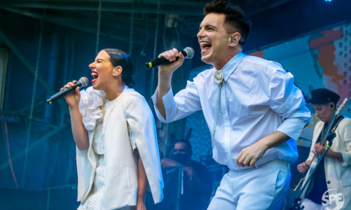 LAS FOTOS DE MIRANDA EN EL PATIO KONEX