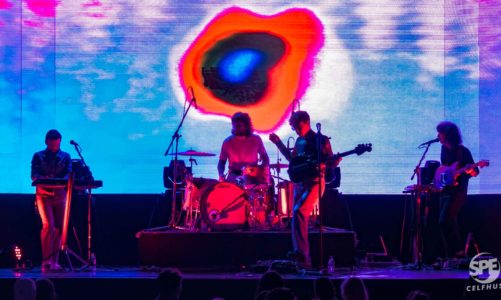 TELESCOPIOS PRESENTÓ SU ÚLTIMO ÁLBUM EN VIVO