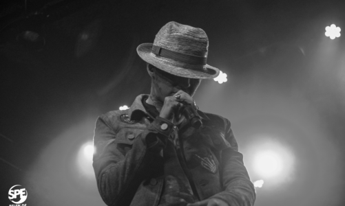 LAS FOTOS DE C.R.O MAL DE LA CABEZA