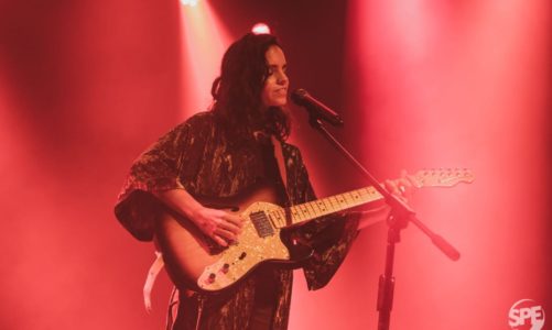 EL TRON DE LOLI MOLINA EN KONEX