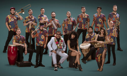 LA DELIO VALDEZ: MÚSICA Y COOPERATIVA