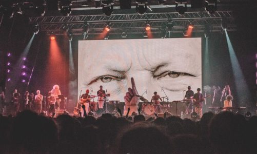 MILITANTES DEL CLÍMAX EN OBRAS