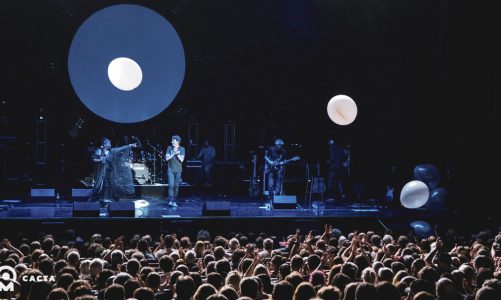 THE END Y DURGA MCBROOM: EVOCANDO EL ESPÍRITU DE PINK FLOYD