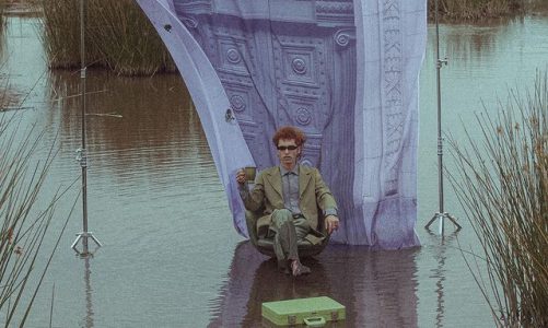 UN MUERTO MÁS: “ES MUY INTERESANTE QUE EL ARTE TE DESCOLOQUE”