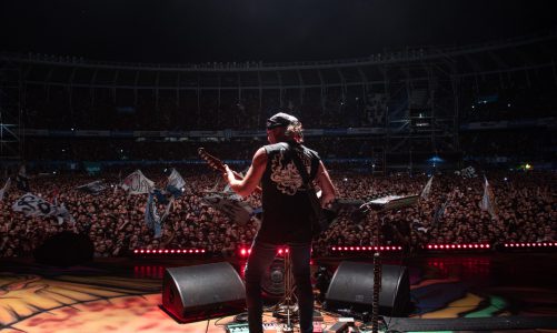 LA RENGA BRINDÓ CUATRO BANQUETES ESPACIALES EN EL CILINDRO