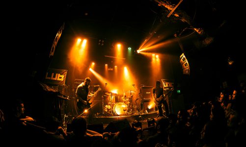 DARLE LUGAR A LO QUE SE SIENTE: RUSSIAN CIRCLES EN UNICLUB