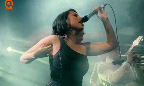 RAYE: SANAR PUEDE SER HERMOSO