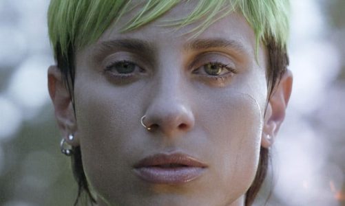 CLARA CAVA PRESENTA SU NUEVO SINGLE "YA ESTÁ, YA FUE :("