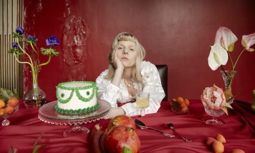 AURORA PRESENTA SU CUARTO ALBUM DE ESTUDIO "WHAT HAPPENED TO THE HEART?"