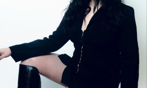 GIRL ULTRA LANZA SU EP  BLUSH