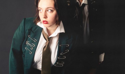 DUM CHICA PRESENTA SU NUEVO SINGLE  “SUCH A WITCH”