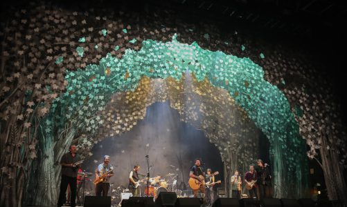 EL “ENVÉS” DE LA VELA PUERCA  ¡EMOCIÓN A FLOR DE PIEL EN SUS DOS GRAN REX REPLETOS Y CON INVITADOS DE LUJO!