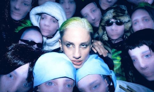 CLARA CAVA PRESENTA “loCURA”, TERCER ADELANTO DE SU PRÓXIMO ÁLBUM