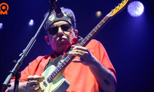 ANDRÉS CALAMARO EN VIVO: UN CANTO AL AMOR EN CLAVE ROCKERA