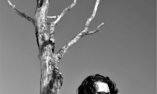 BEIRUT ANUNCIA SU NUEVO ÁLBUM EXPANSIVO "A STUDY OF LOSSES"