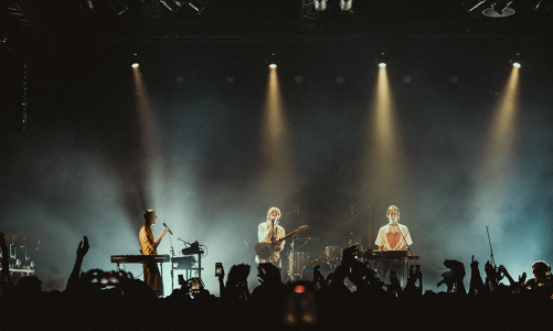 SIDESHOW DE PARCELS: QUÉ PLACER VERTE OTRA VEZ