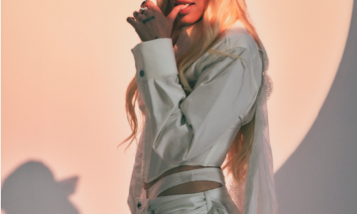 CONOCÉ A ELENA ROSE: UNA ARTISTA QUE NO TE PODÉS PERDER EN EL LOLLAPALOOZA